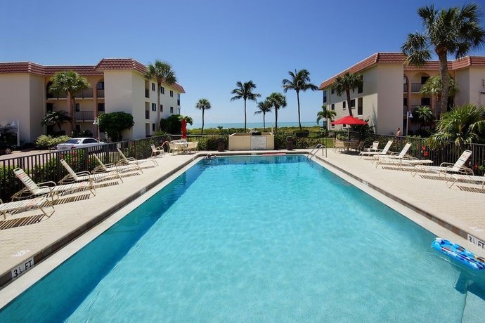 Imagen de la piscina del Hotel Sandalfoot Beachfront Condominium. Foto 19