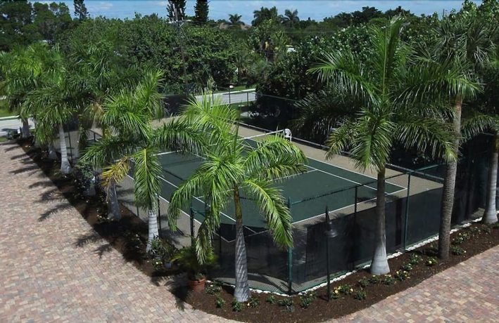 Imagen general del Hotel Sandalfoot Beachfront Condominium. Foto 5