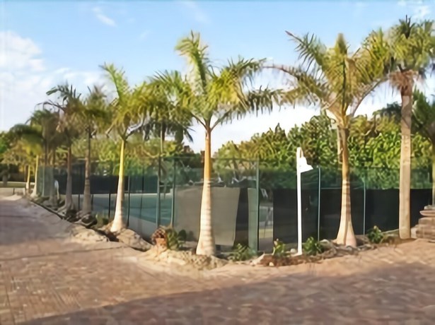 Imagen general del Hotel Sandalfoot Beachfront Condominium. Foto 6