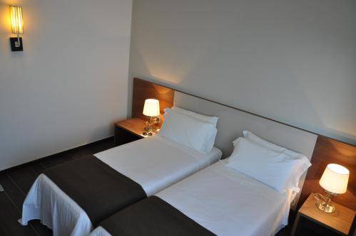 Imagen de la habitación del Hotel Sandalia. Foto 12