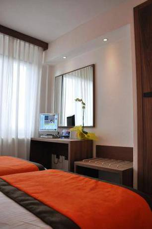 Imagen de la habitación del Hotel Sandalia. Foto 14