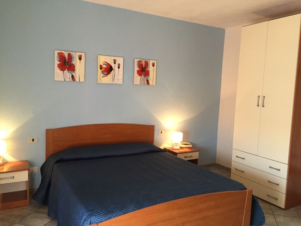 Imagen de la habitación del Hotel Sandalion. Foto 11