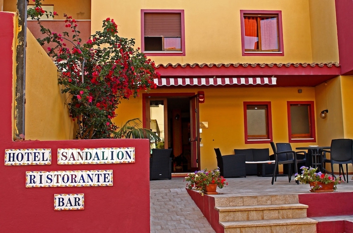 Imagen general del Hotel Sandalion. Foto 1