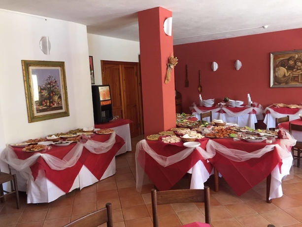 Imagen del bar/restaurante del Hotel Sandalion. Foto 5