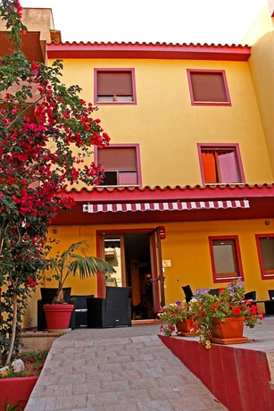 Imagen general del Hotel Sandalion. Foto 3