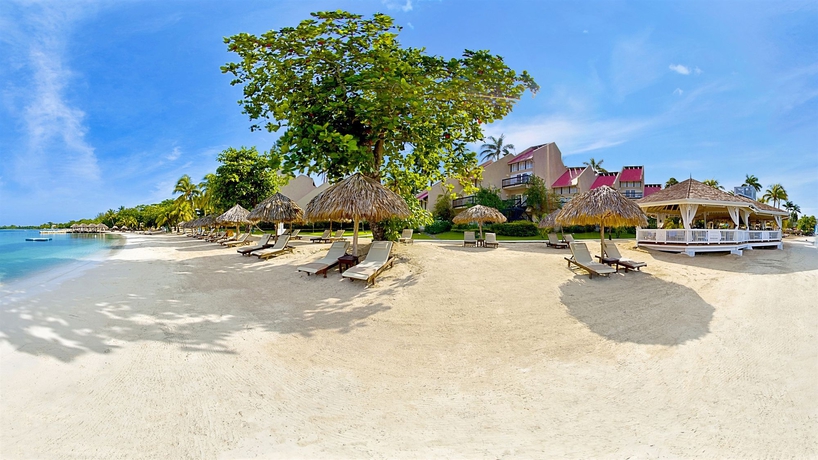 Imagen de los exteriores del Hotel Sandals Negril - All Inclusive Couples Only. Foto 4