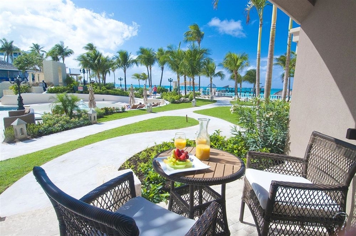 Imagen de la habitación del Hotel Sandals Royal Bahamian - All Inclusive Couples Only. Foto 9