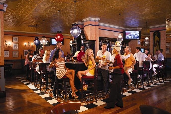 Imagen del bar/restaurante del Hotel Sandals Royal Bahamian - All Inclusive Couples Only. Foto 8