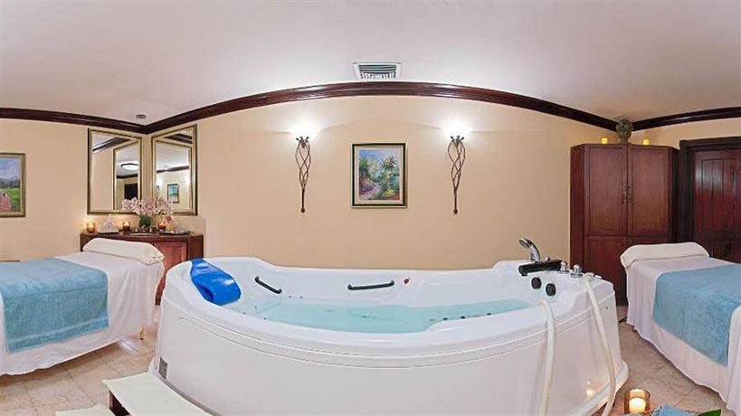 Imagen de los interiores del Hotel Sandals Royal Plantation - All Inclusive Couples Only. Foto 9