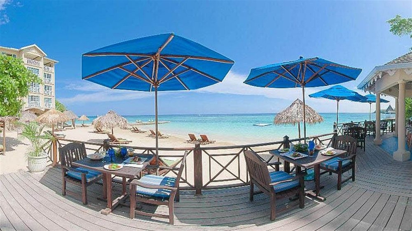 Imagen de los exteriores del Hotel Sandals Royal Plantation - All Inclusive Couples Only. Foto 4