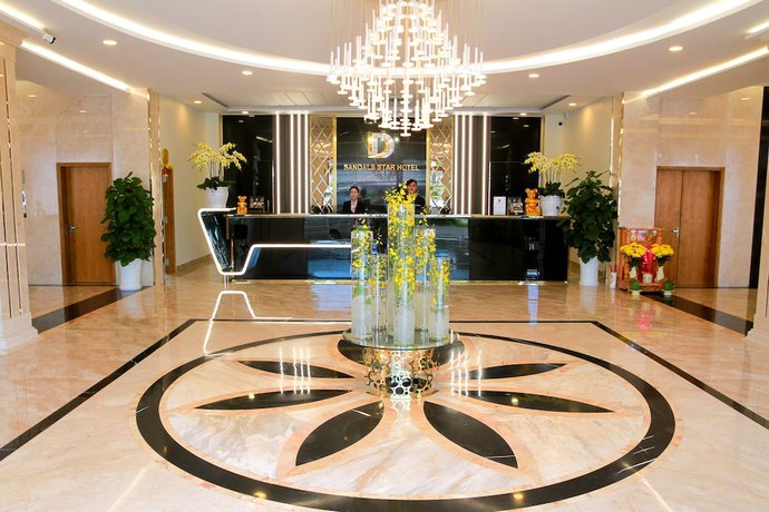 Imagen de los interiores del Hotel Sandals Star Hotel. Foto 18