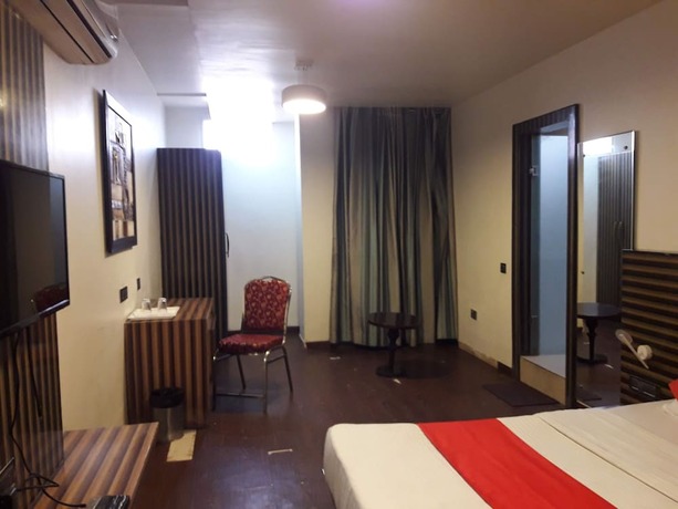 Imagen general del Hotel Sandalwood, Bhopal. Foto 11
