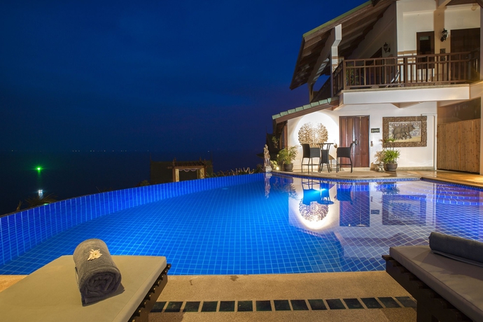 Imagen de la piscina del Hotel Sandalwood Luxury Villas. Foto 12