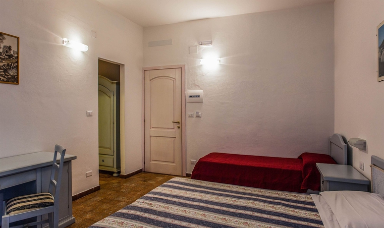 Imagen de la habitación del Hotel Sandalyon. Foto 16