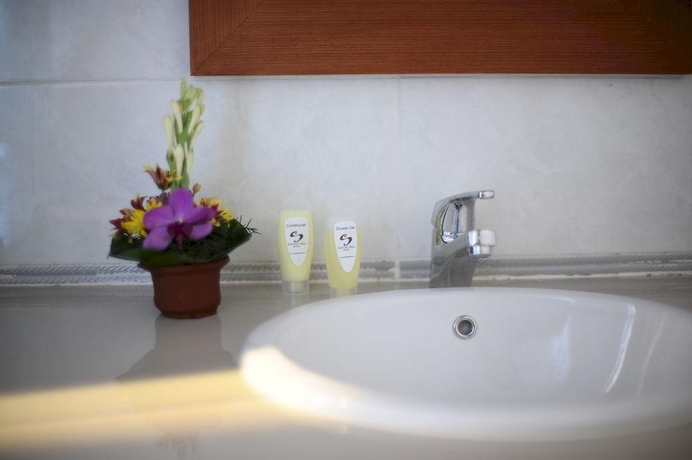 Imagen de la habitación del Hotel Sandat Legian. Foto 7