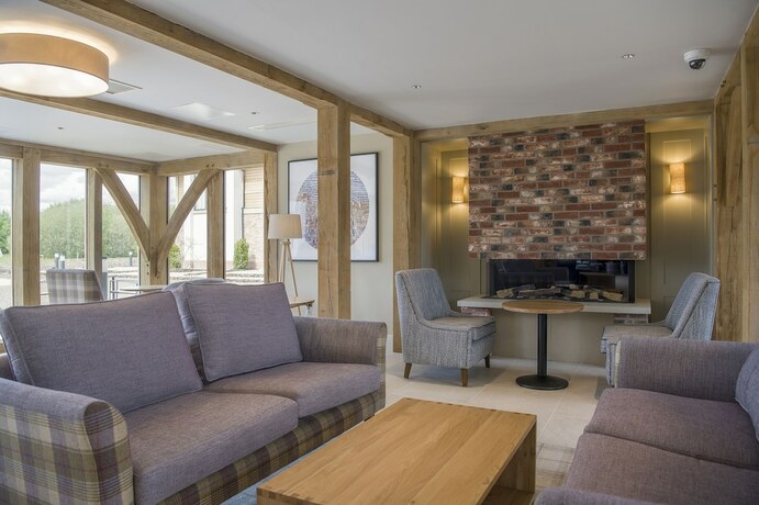 Imagen general del Hotel Sandburn Hall. Foto 2