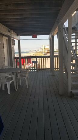 Imagen general del Hotel Sandcastle Beachfront Inn. Foto 7