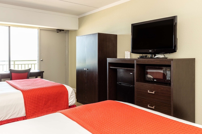 Imagen de la habitación del Hotel Sandcastle Resort On The Beach. Foto 11