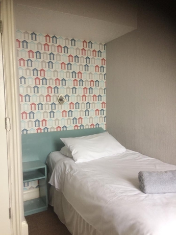 Imagen de la habitación del Hotel Sandcliff Guest House. Foto 18