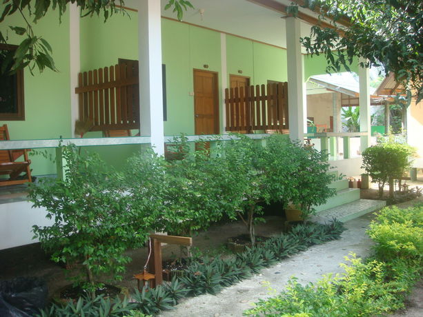 Imagen general del Hotel Sandee Bungalows. Foto 1