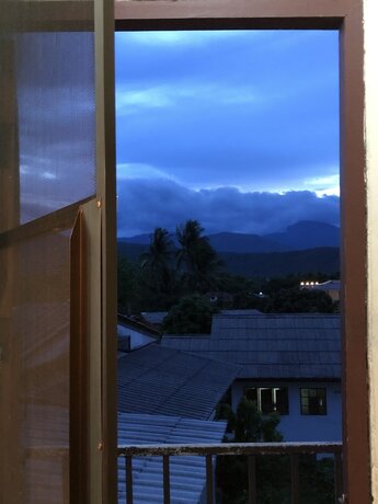 Imagen general del Hotel Sandee Place Chomthong. Foto 8