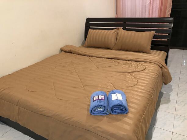 Imagen de la habitación del Hotel Sandee Place Chomthong. Foto 18