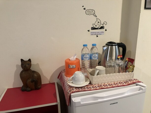 Imagen de la habitación del Hotel Sandee Place Chomthong. Foto 31