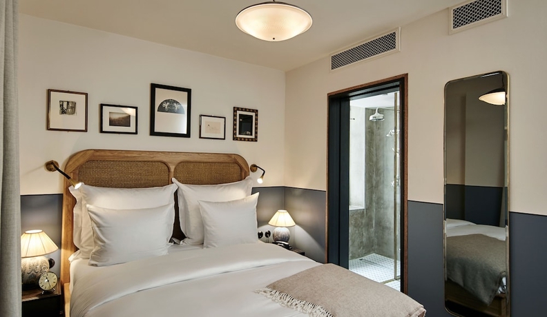 Imagen de la habitación del Hotel Sanders. Foto 2