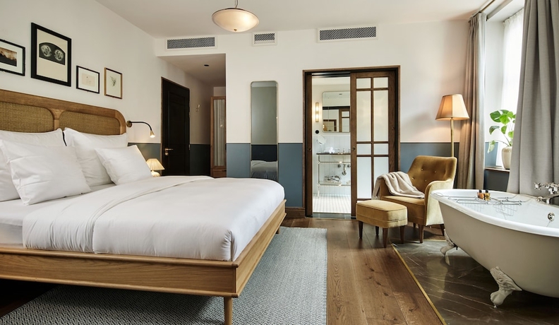 Imagen de la habitación del Hotel Sanders. Foto 8