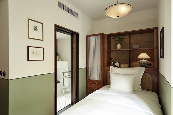 Imagen de la habitación del Hotel Sanders. Foto 12