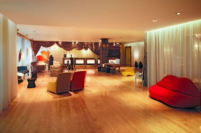 Imagen de los interiores del Hotel Sanderson. Foto 20