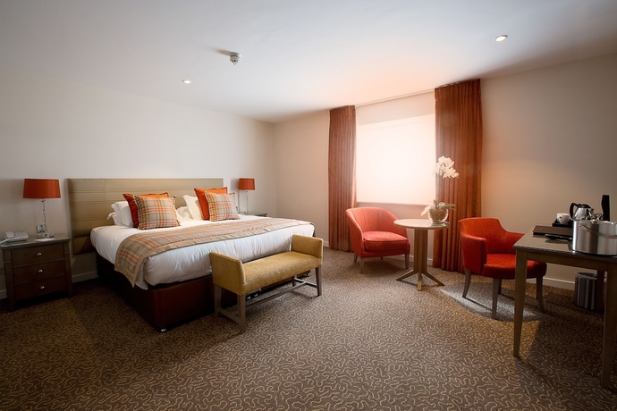 Imagen de la habitación del Hotel Sandford Springs and Golf Club. Foto 8