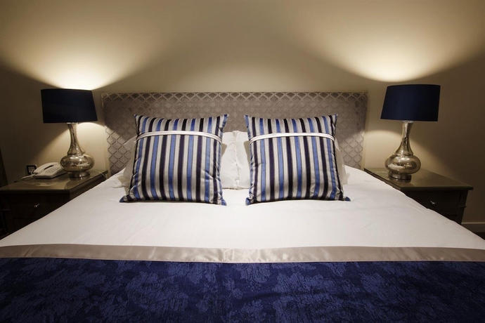 Imagen de la habitación del Hotel Sandford Springs and Golf Club. Foto 12