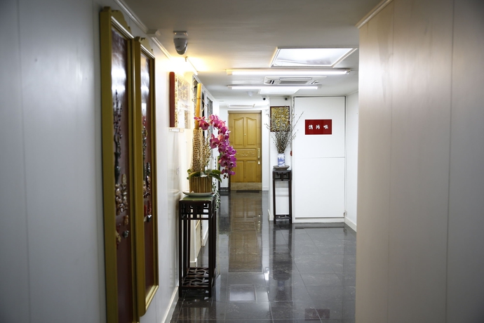 Imagen de los interiores del Hotel Sandhu Guest House. Foto 16