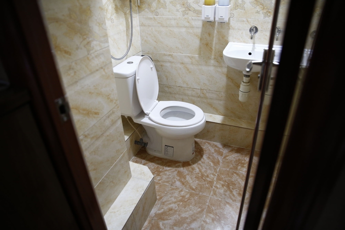 Imagen de la habitación del Hotel Sandhu Guest House. Foto 8
