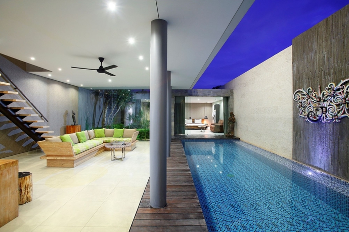 Imagen de la piscina del Hotel Sandhya Villa. Foto 14