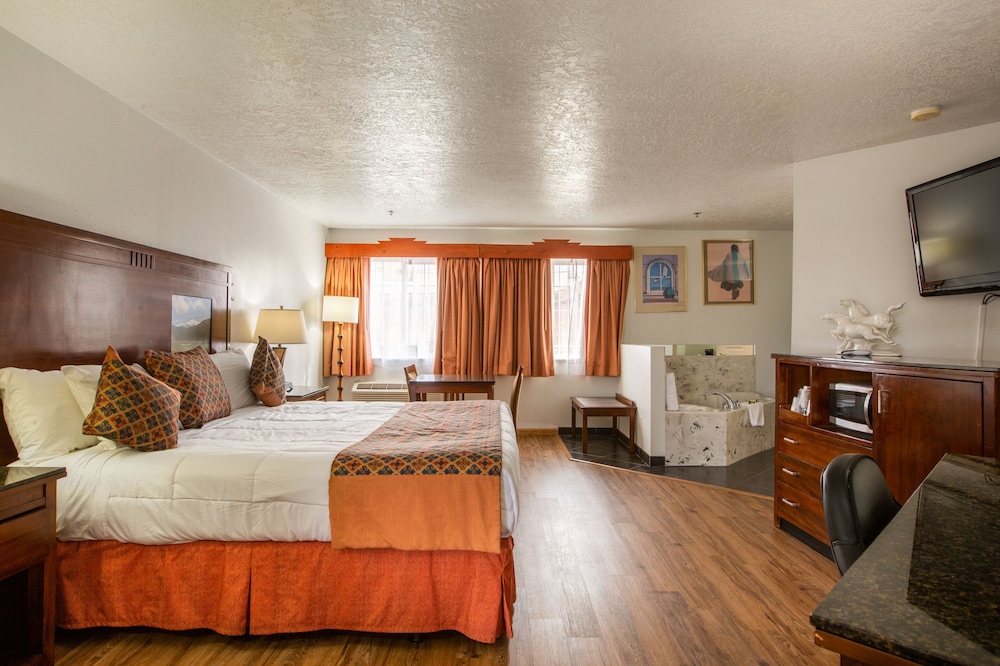 Imagen de la habitación del Hotel Sandia Peak Inn Old Town ABQ, a Howard Johnson by Wyndham. Foto 3