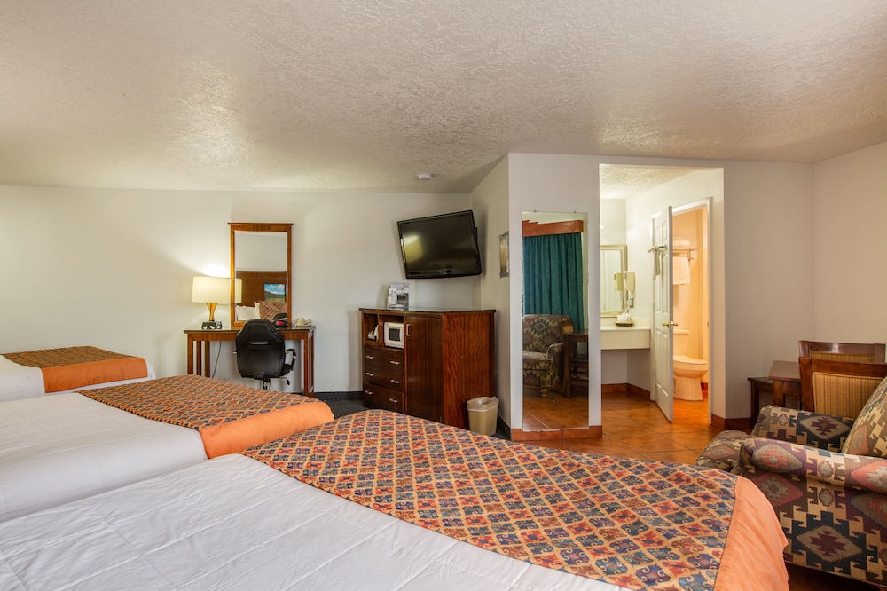 Imagen de la habitación del Hotel Sandia Peak Inn Old Town ABQ, a Howard Johnson by Wyndham. Foto 4