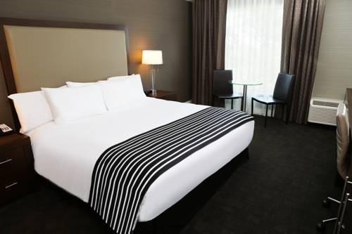 Imagen de la habitación del Hotel Sandman Abbotsford Airport. Foto 10