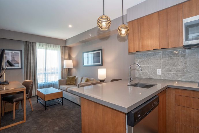 Imagen de la habitación del Hotel Sandman Hamilton. Foto 14