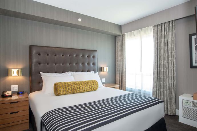 Imagen de la habitación del Hotel Sandman Hamilton. Foto 15
