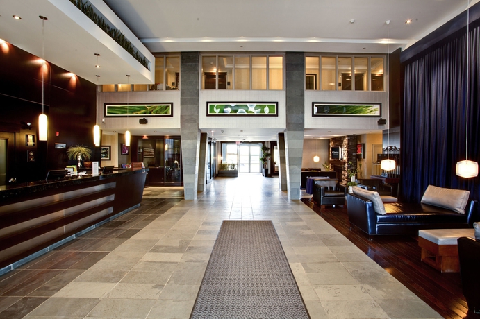Imagen de los interiores del Hotel Sandman Hotels and Suites Calgary West. Foto 8