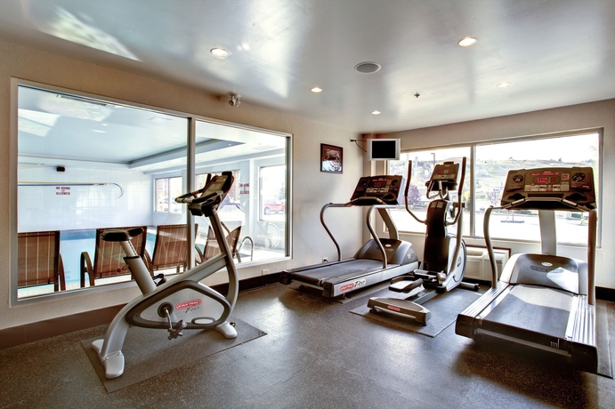 Imagen de los interiores del Hotel Sandman Hotels and Suites Calgary West. Foto 13