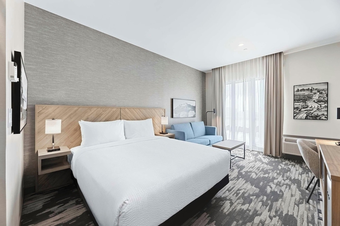 Imagen de la habitación del Hotel Sandman Signature Dallas Las Colinas and Suites. Foto 4