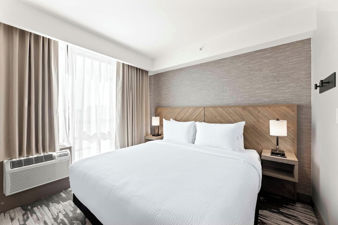 Imagen de la habitación del Hotel Sandman Signature Dallas Las Colinas and Suites. Foto 7