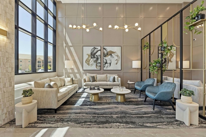 Imagen de los interiores del Hotel Sandman Signature Dallas Las Colinas and Suites. Foto 14