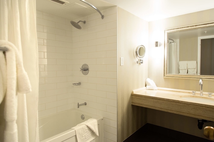 Imagen de la habitación del Hotel Sandman Signature Edmonton Downtown. Foto 15
