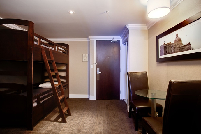 Imagen de los interiores del Hotel Sandman Signature Edmonton South. Foto 11