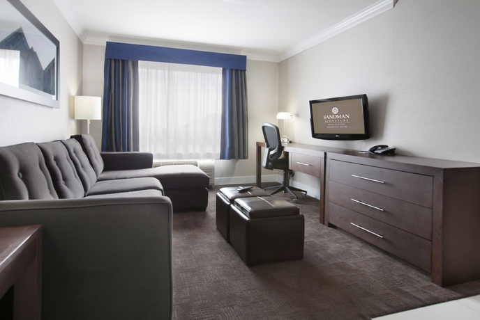 Imagen de los interiores del Hotel Sandman Signature Edmonton South. Foto 12