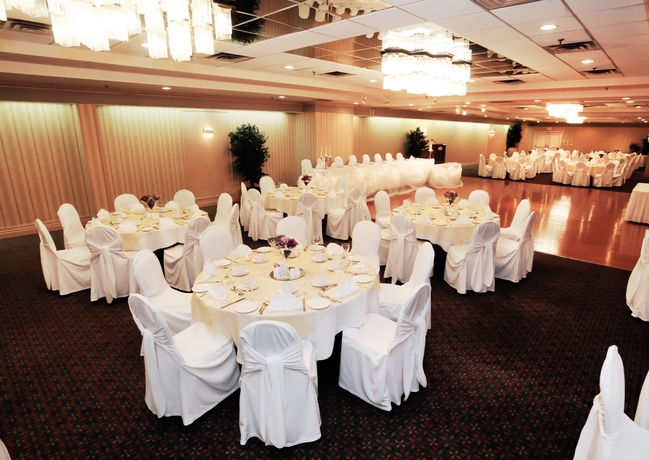 Imagen de los interiores del Hotel Sandman Signature Mississauga. Foto 9